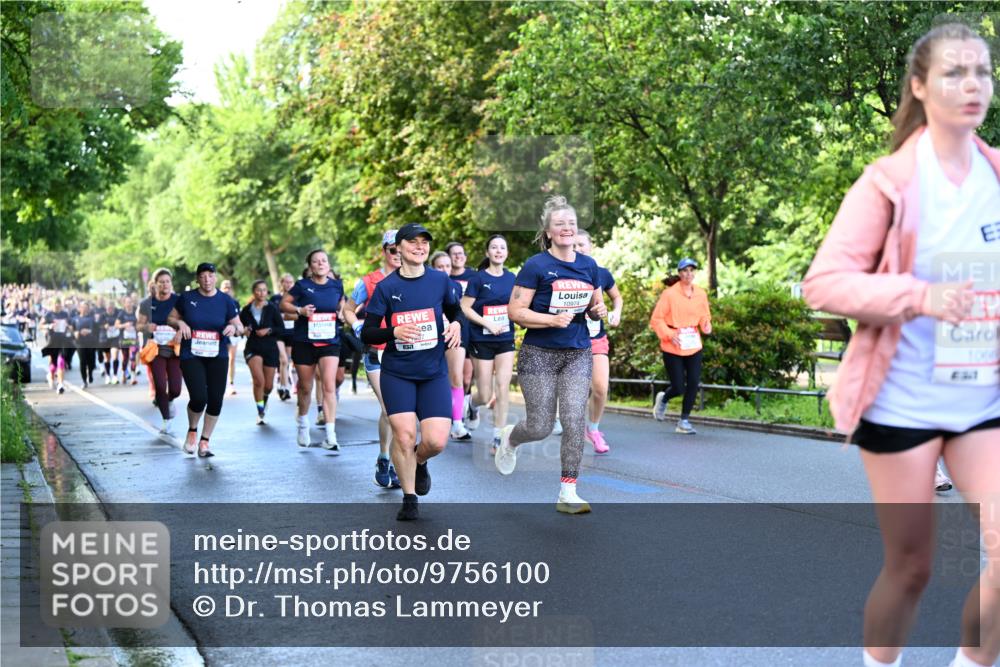 14.06.2026 - REWE Women's Run Dr. Thomas Lammeyer http://msf.ph/oto/9756100 14.06.2026 09:19:45 Laufen 10974, 1000 meine-sportfotos.de