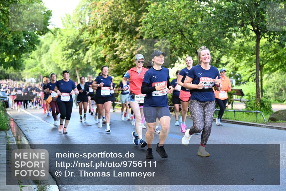 14.06.2026 - REWE Women's Run Dr. Thomas Lammeyer http://msf.ph/oto/9756111 14.06.2026 09:19:46 Laufen 110, 10974, 7, 11038 meine-sportfotos.de