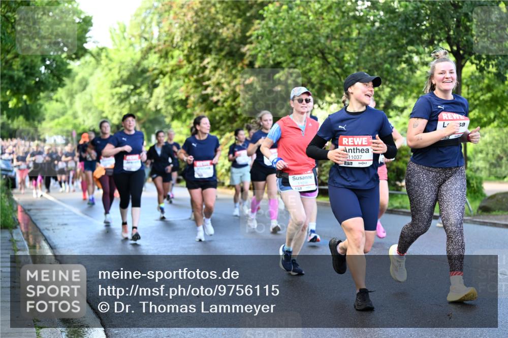 14.06.2026 - REWE Women's Run Dr. Thomas Lammeyer http://msf.ph/oto/9756115 14.06.2026 09:19:46 Laufen 11038, 57, 11037 meine-sportfotos.de