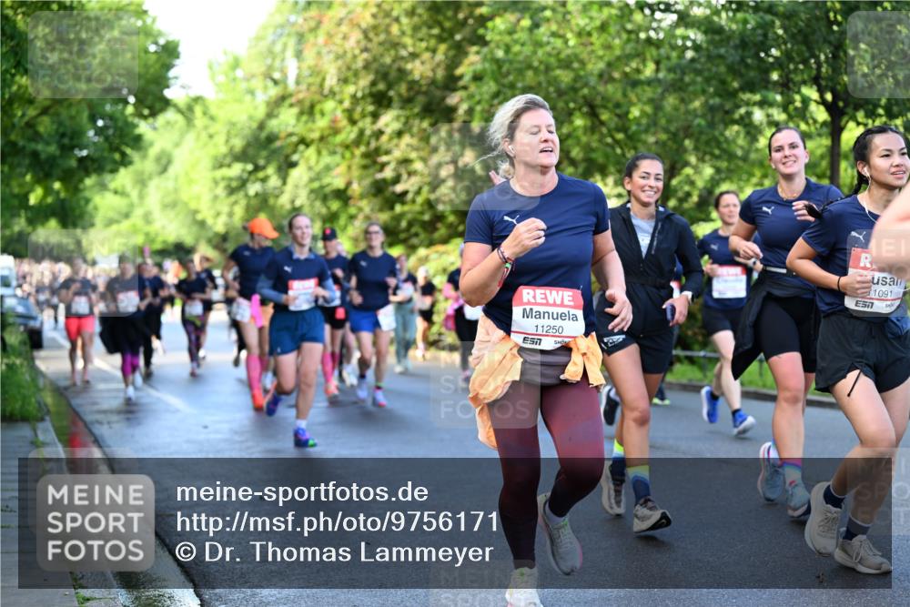 14.06.2026 - REWE Women's Run Dr. Thomas Lammeyer http://msf.ph/oto/9756171 14.06.2026 09:19:50 Laufen 11250, 1091, 7 meine-sportfotos.de