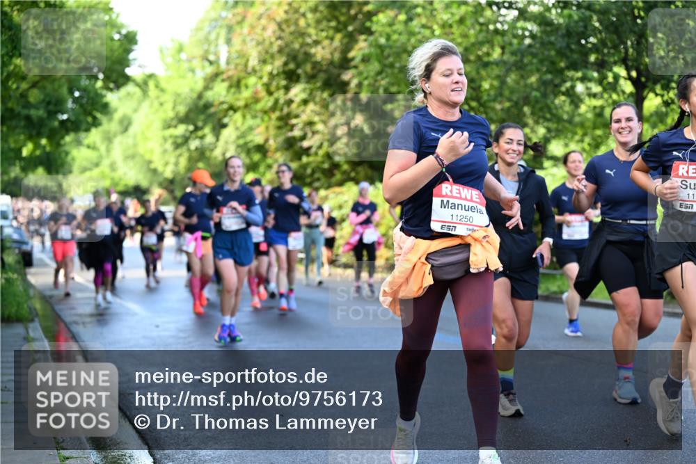 14.06.2026 - REWE Women's Run Dr. Thomas Lammeyer http://msf.ph/oto/9756173 14.06.2026 09:19:50 Laufen 11250, 11, 7 meine-sportfotos.de