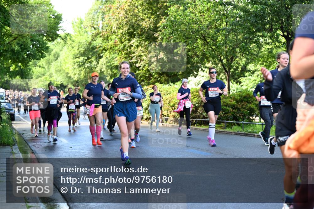 14.06.2026 - REWE Women's Run Dr. Thomas Lammeyer http://msf.ph/oto/9756180 14.06.2026 09:19:51 Laufen 11162 meine-sportfotos.de