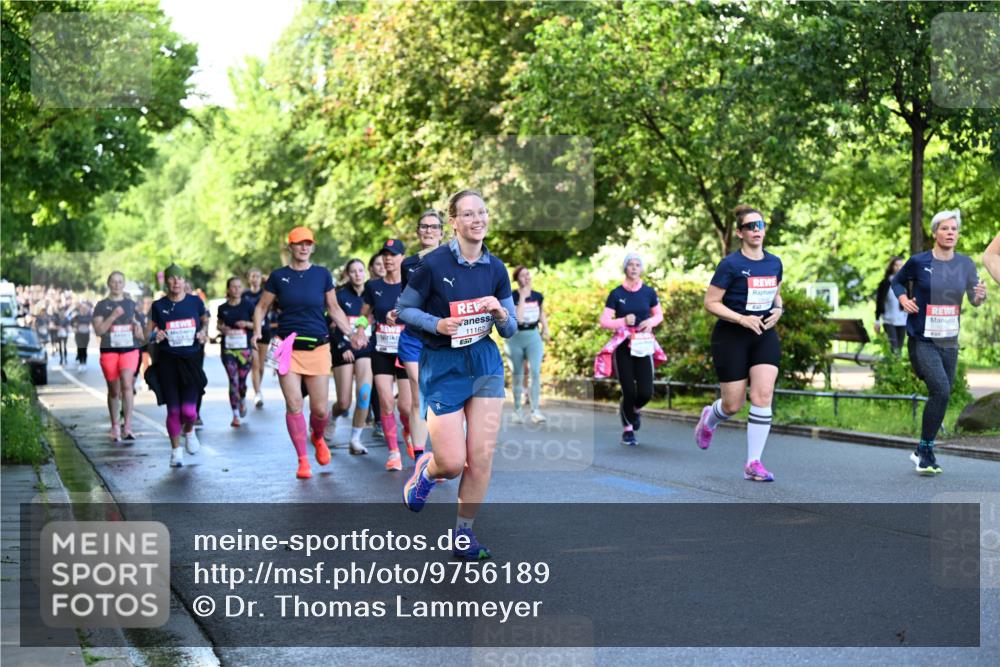 14.06.2026 - REWE Women's Run Dr. Thomas Lammeyer http://msf.ph/oto/9756189 14.06.2026 09:19:52 Laufen 11162, 57 meine-sportfotos.de