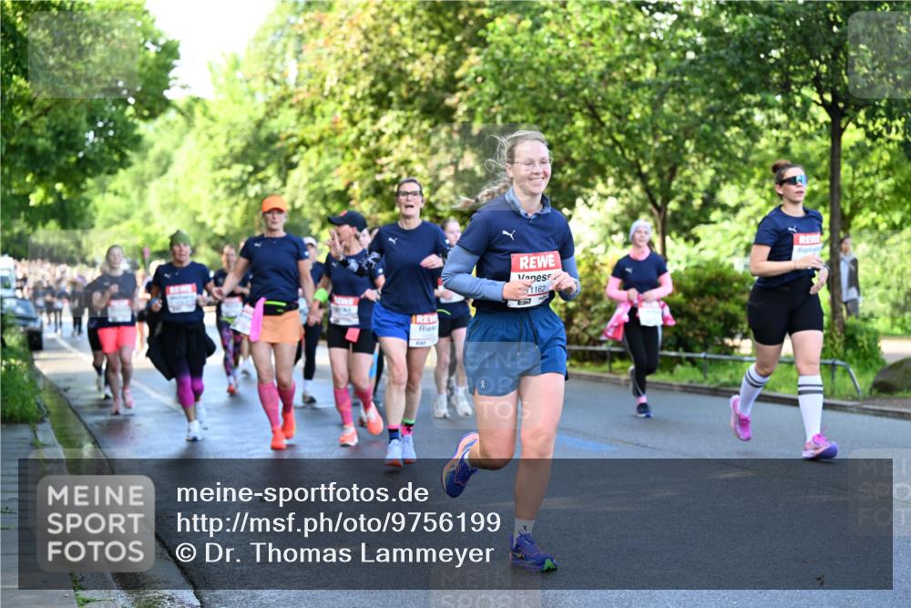 14.06.2026 - REWE Women's Run Dr. Thomas Lammeyer http://msf.ph/oto/9756199 14.06.2026 09:19:52 Laufen 1162 meine-sportfotos.de