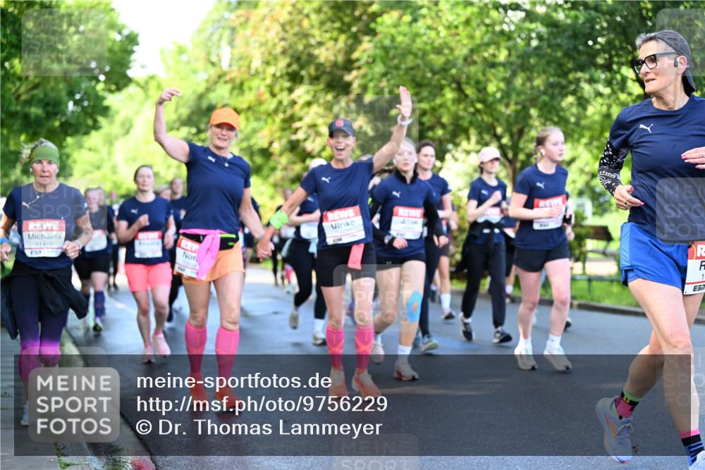 14.06.2026 - REWE Women's Run Dr. Thomas Lammeyer http://msf.ph/oto/9756229 14.06.2026 09:19:55 Laufen 11412 meine-sportfotos.de