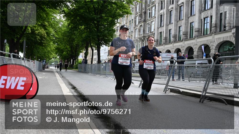 14.06.2026 - REWE Women's Run J. Mangold http://msf.ph/oto/9756271 14.06.2026 10:24:24 Ziel 10572, 11247 meine-sportfotos.de