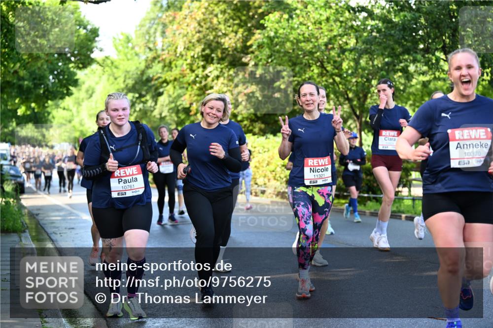 14.06.2026 - REWE Women's Run Dr. Thomas Lammeyer http://msf.ph/oto/9756275 14.06.2026 09:19:58 Laufen 10761, 11321, 10370, 57 meine-sportfotos.de