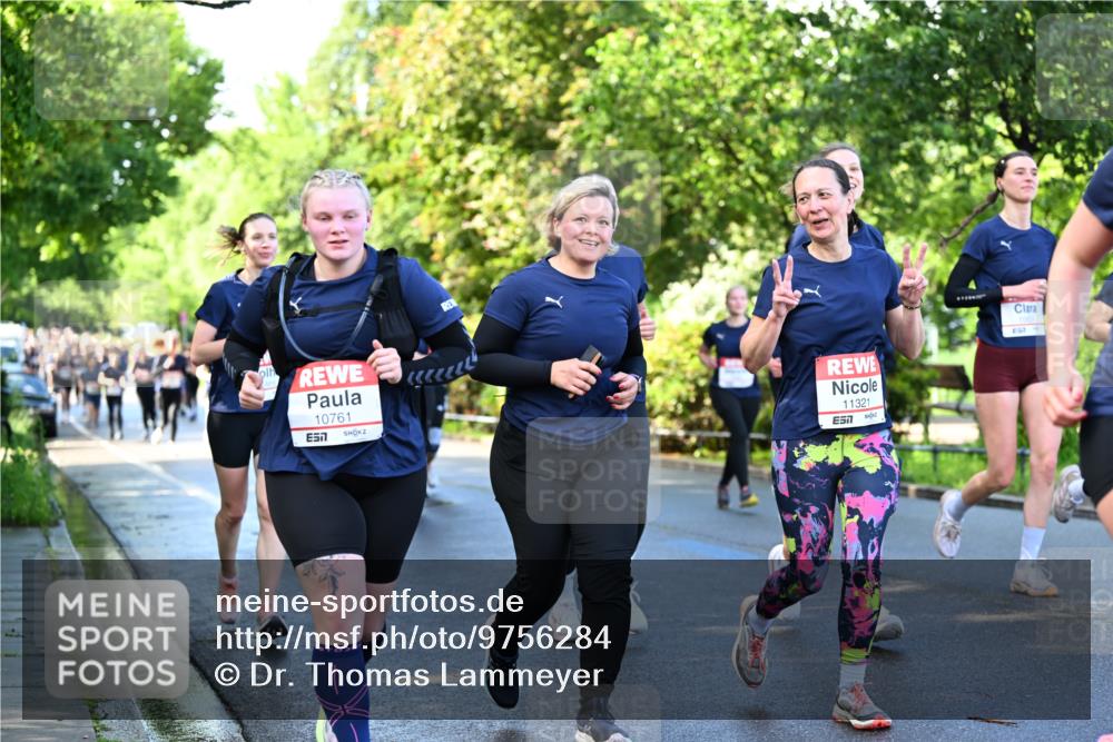 14.06.2026 - REWE Women's Run Dr. Thomas Lammeyer http://msf.ph/oto/9756284 14.06.2026 09:19:59 Laufen 10761, 57, 11321, 57 meine-sportfotos.de