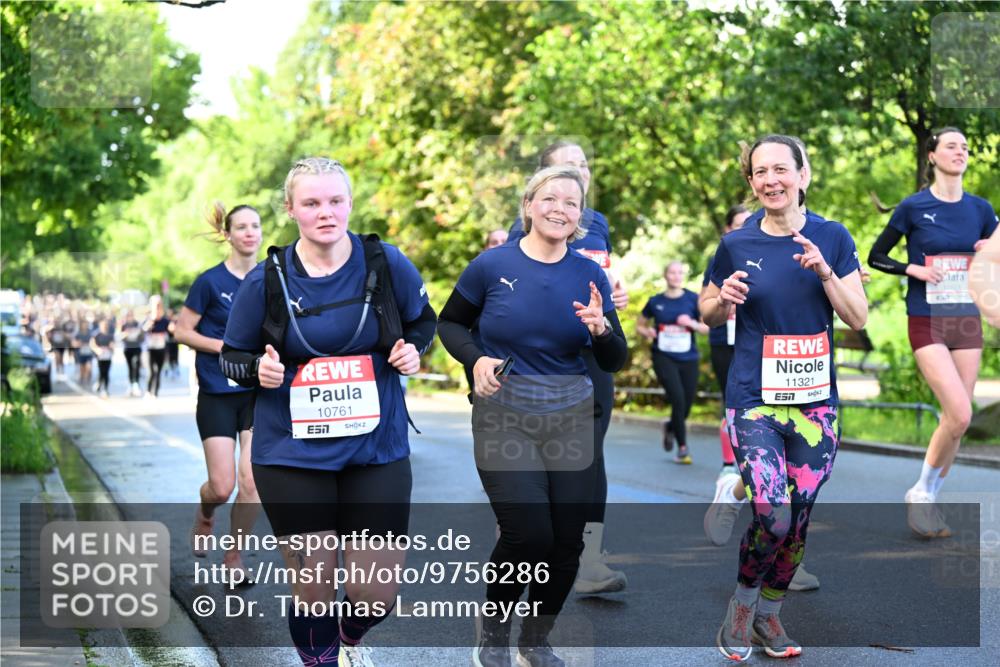 14.06.2026 - REWE Women's Run Dr. Thomas Lammeyer http://msf.ph/oto/9756286 14.06.2026 09:19:59 Laufen 10761, 7, 11321, 1024 meine-sportfotos.de