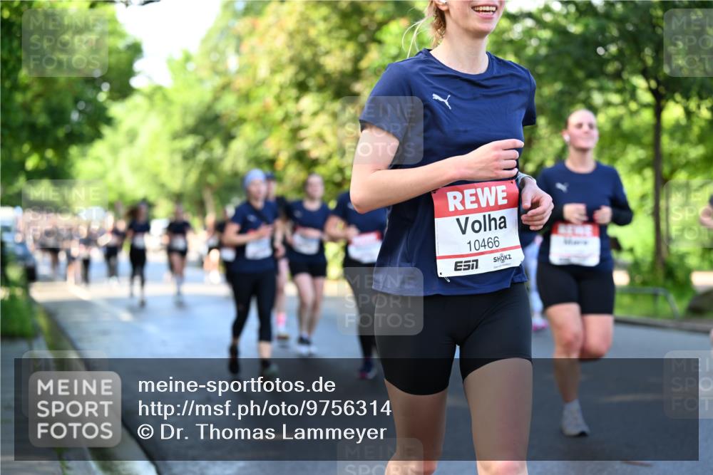 14.06.2026 - REWE Women's Run Dr. Thomas Lammeyer http://msf.ph/oto/9756314 14.06.2026 09:20:01 Laufen 0, 10466 meine-sportfotos.de