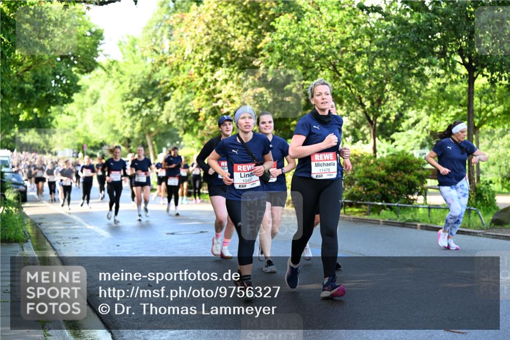 14.06.2026 - REWE Women's Run Dr. Thomas Lammeyer http://msf.ph/oto/9756327 14.06.2026 09:20:02 Laufen 10497, 11478, 57 meine-sportfotos.de