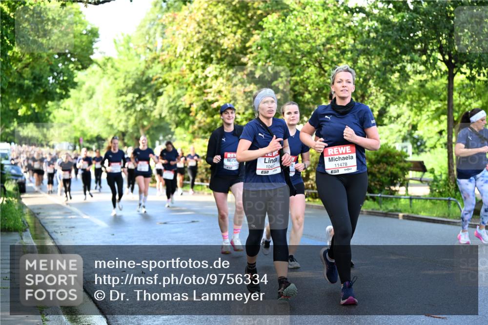 14.06.2026 - REWE Women's Run Dr. Thomas Lammeyer http://msf.ph/oto/9756334 14.06.2026 09:20:02 Laufen 10497, 11478, 7 meine-sportfotos.de