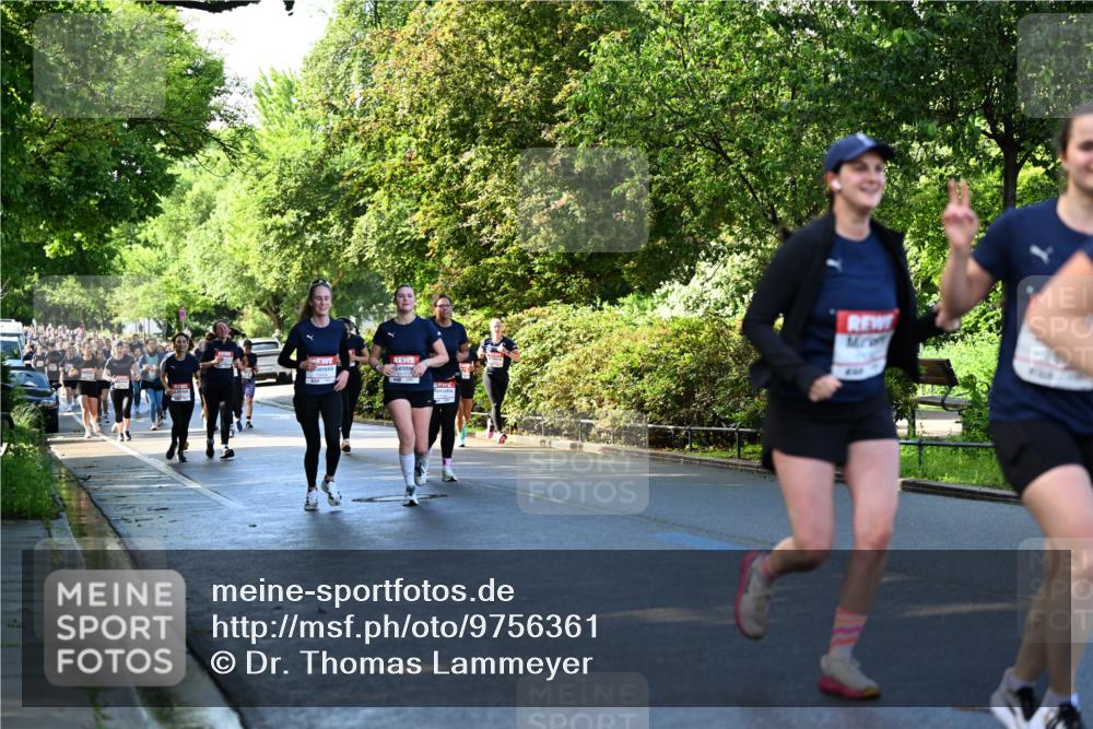 14.06.2026 - REWE Women's Run Dr. Thomas Lammeyer http://msf.ph/oto/9756361 14.06.2026 09:20:04 Laufen 4107 meine-sportfotos.de