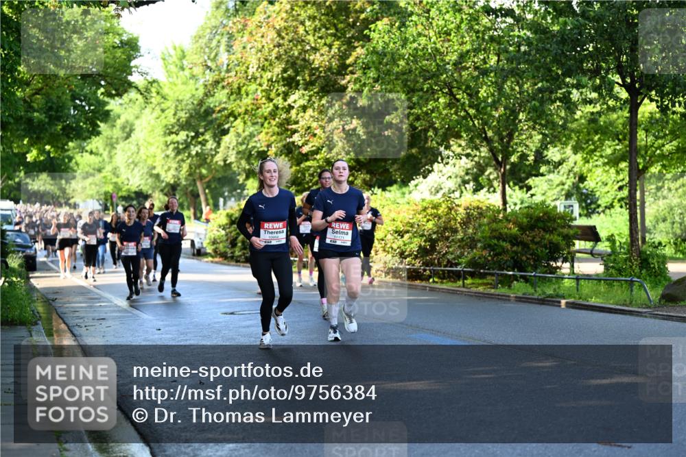 14.06.2026 - REWE Women's Run Dr. Thomas Lammeyer http://msf.ph/oto/9756384 14.06.2026 09:20:06 Laufen 10956 meine-sportfotos.de