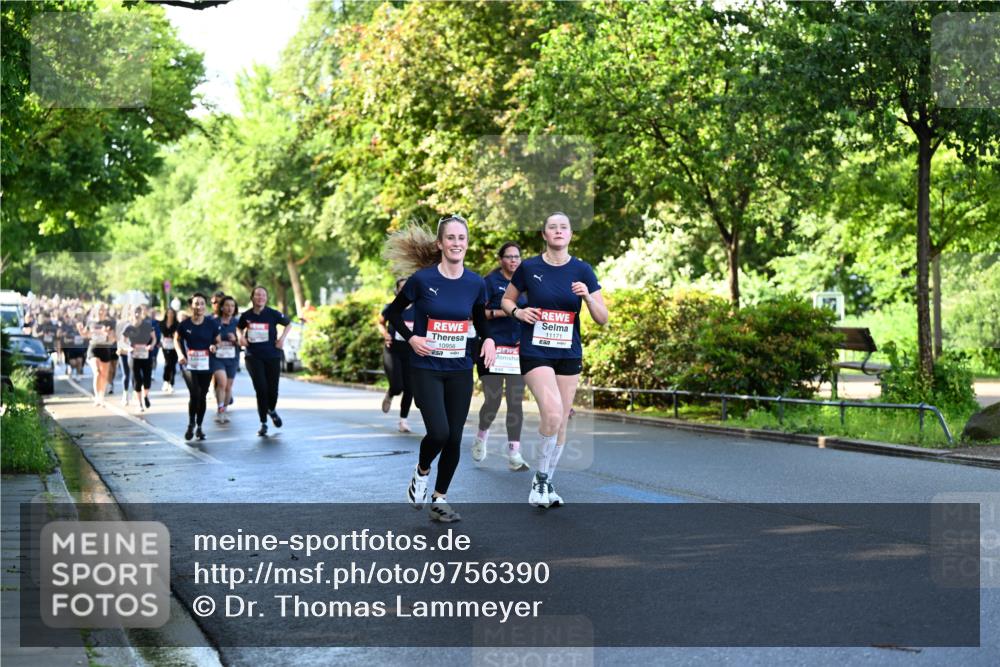 14.06.2026 - REWE Women's Run Dr. Thomas Lammeyer http://msf.ph/oto/9756390 14.06.2026 09:20:06 Laufen 10956, 11171 meine-sportfotos.de