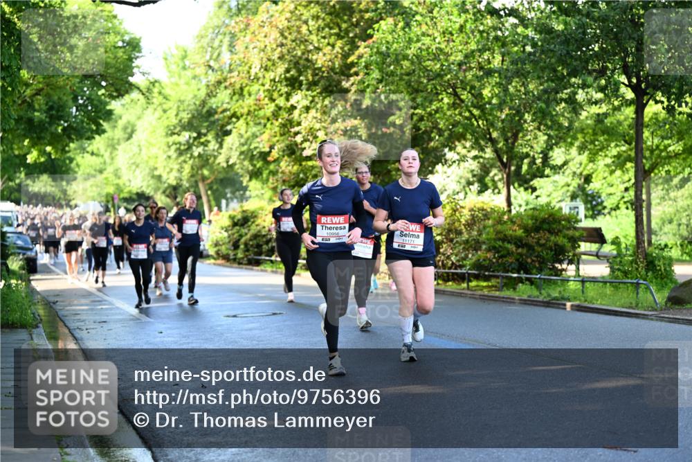14.06.2026 - REWE Women's Run Dr. Thomas Lammeyer http://msf.ph/oto/9756396 14.06.2026 09:20:06 Laufen 10956, 7, 11171 meine-sportfotos.de
