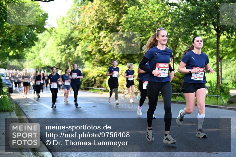 14.06.2026 - REWE Women's Run Dr. Thomas Lammeyer http://msf.ph/oto/9756408 14.06.2026 09:20:07 Laufen 10956, 11171, 7 meine-sportfotos.de