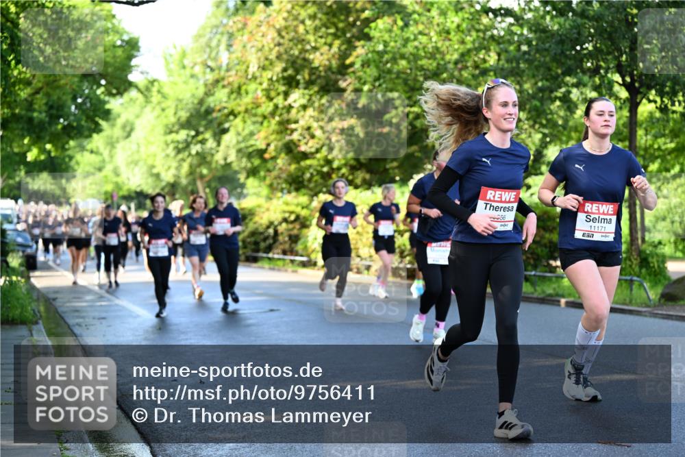 14.06.2026 - REWE Women's Run Dr. Thomas Lammeyer http://msf.ph/oto/9756411 14.06.2026 09:20:07 Laufen 11171, 7 meine-sportfotos.de