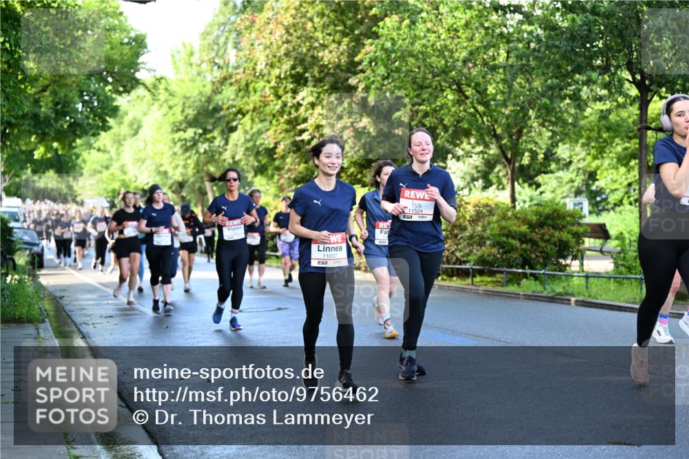 14.06.2026 - REWE Women's Run Dr. Thomas Lammeyer http://msf.ph/oto/9756462 14.06.2026 09:20:11 Laufen 11007, 11524 meine-sportfotos.de