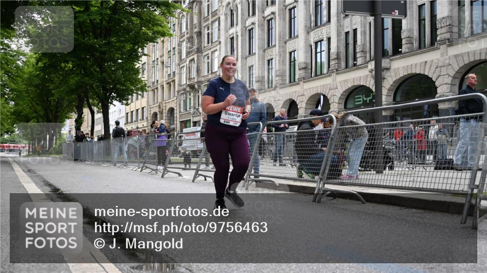 14.06.2026 - REWE Women's Run J. Mangold http://msf.ph/oto/9756463 14.06.2026 10:30:16 Ziel 11464 meine-sportfotos.de