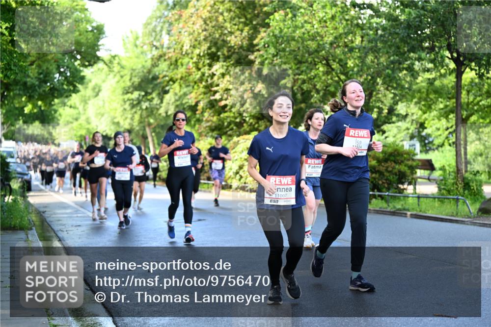 14.06.2026 - REWE Women's Run Dr. Thomas Lammeyer http://msf.ph/oto/9756470 14.06.2026 09:20:11 Laufen 11007, 7, 11483, 11524 meine-sportfotos.de