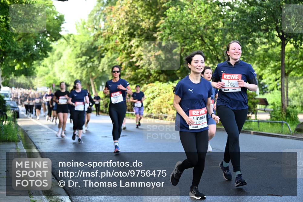 14.06.2026 - REWE Women's Run Dr. Thomas Lammeyer http://msf.ph/oto/9756475 14.06.2026 09:20:12 Laufen 11007, 7, 11524 meine-sportfotos.de