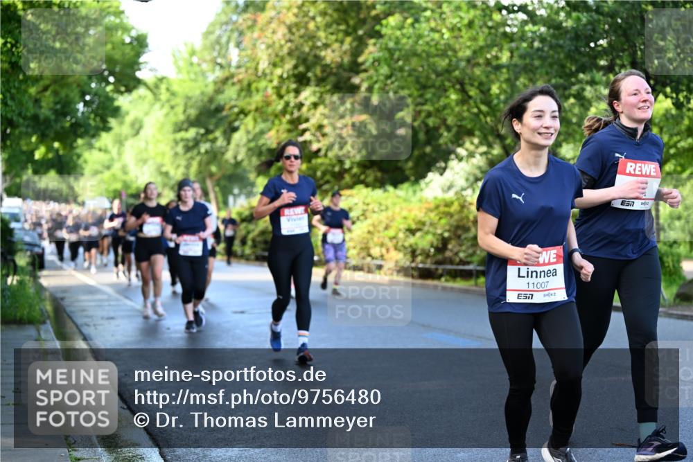 14.06.2026 - REWE Women's Run Dr. Thomas Lammeyer http://msf.ph/oto/9756480 14.06.2026 09:20:12 Laufen 11007, 7 meine-sportfotos.de