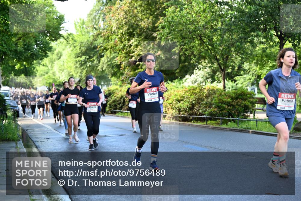 14.06.2026 - REWE Women's Run Dr. Thomas Lammeyer http://msf.ph/oto/9756489 14.06.2026 09:20:13 Laufen 11163, 7, 11483 meine-sportfotos.de