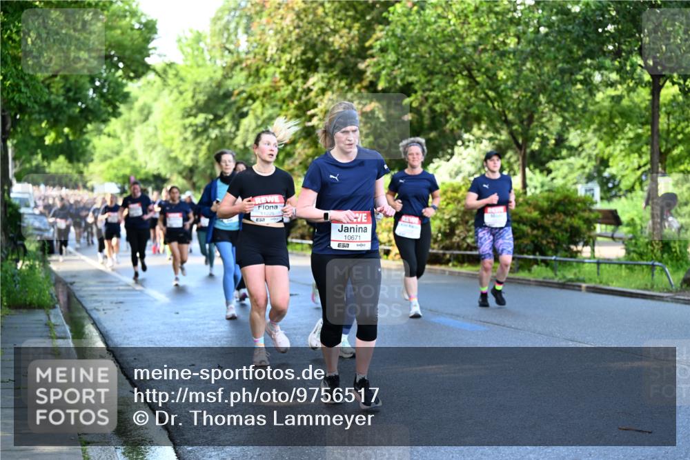 14.06.2026 - REWE Women's Run Dr. Thomas Lammeyer http://msf.ph/oto/9756517 14.06.2026 09:20:15 Laufen 11225, 10671, 7 meine-sportfotos.de