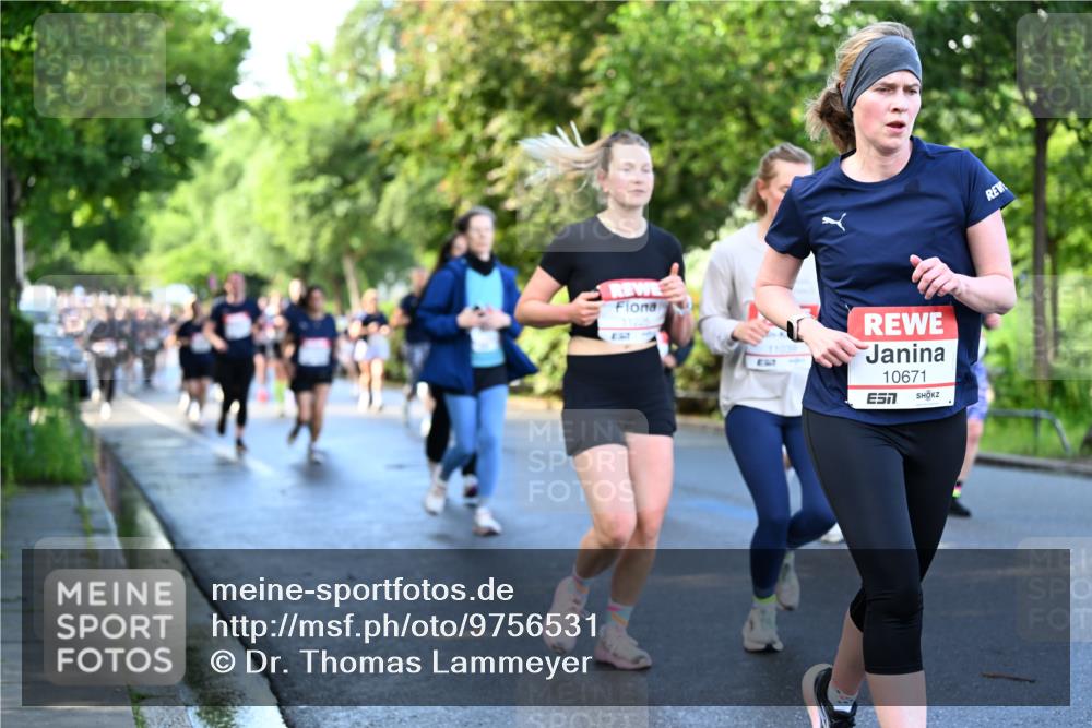 14.06.2026 - REWE Women's Run Dr. Thomas Lammeyer http://msf.ph/oto/9756531 14.06.2026 09:20:16 Laufen 11039, 10671 meine-sportfotos.de