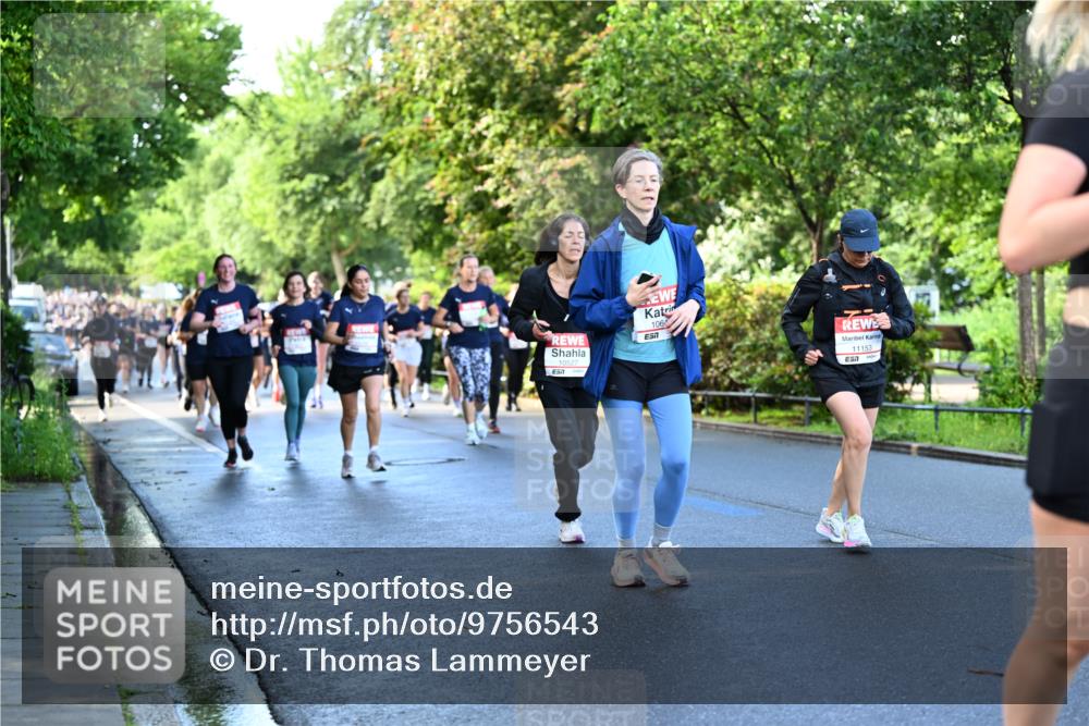 14.06.2026 - REWE Women's Run Dr. Thomas Lammeyer http://msf.ph/oto/9756543 14.06.2026 09:20:17 Laufen 106, 571, 7, 11153 meine-sportfotos.de
