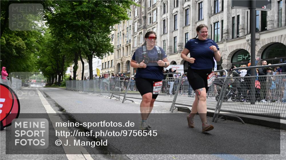 14.06.2026 - REWE Women's Run J. Mangold http://msf.ph/oto/9756545 14.06.2026 10:32:45 Ziel 10873, 11117 meine-sportfotos.de