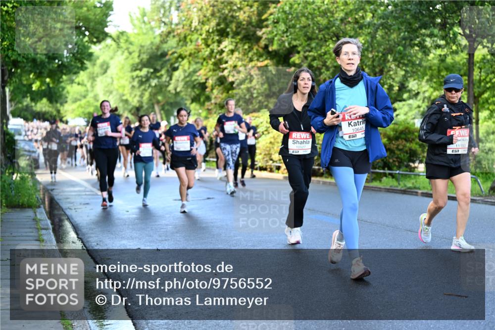 14.06.2026 - REWE Women's Run Dr. Thomas Lammeyer http://msf.ph/oto/9756552 14.06.2026 09:20:18 Laufen 10527, 7, 10645, 7, 11153, 7 meine-sportfotos.de