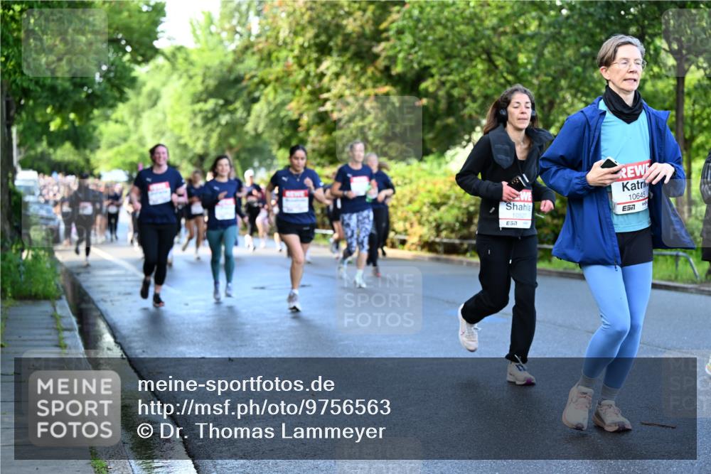 14.06.2026 - REWE Women's Run Dr. Thomas Lammeyer http://msf.ph/oto/9756563 14.06.2026 09:20:18 Laufen 10527, 57, 10645 meine-sportfotos.de