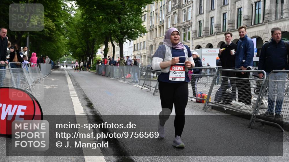 14.06.2026 - REWE Women's Run J. Mangold http://msf.ph/oto/9756569 14.06.2026 10:37:04 Ziel 10176 meine-sportfotos.de