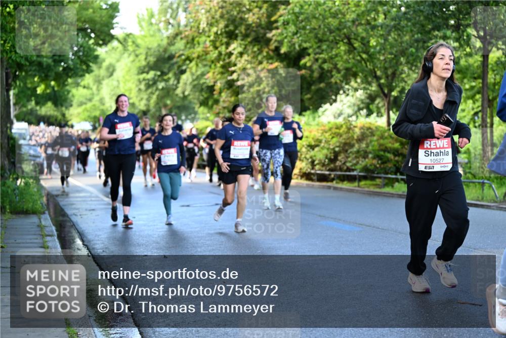 14.06.2026 - REWE Women's Run Dr. Thomas Lammeyer http://msf.ph/oto/9756572 14.06.2026 09:20:19 Laufen 10527, 7 meine-sportfotos.de