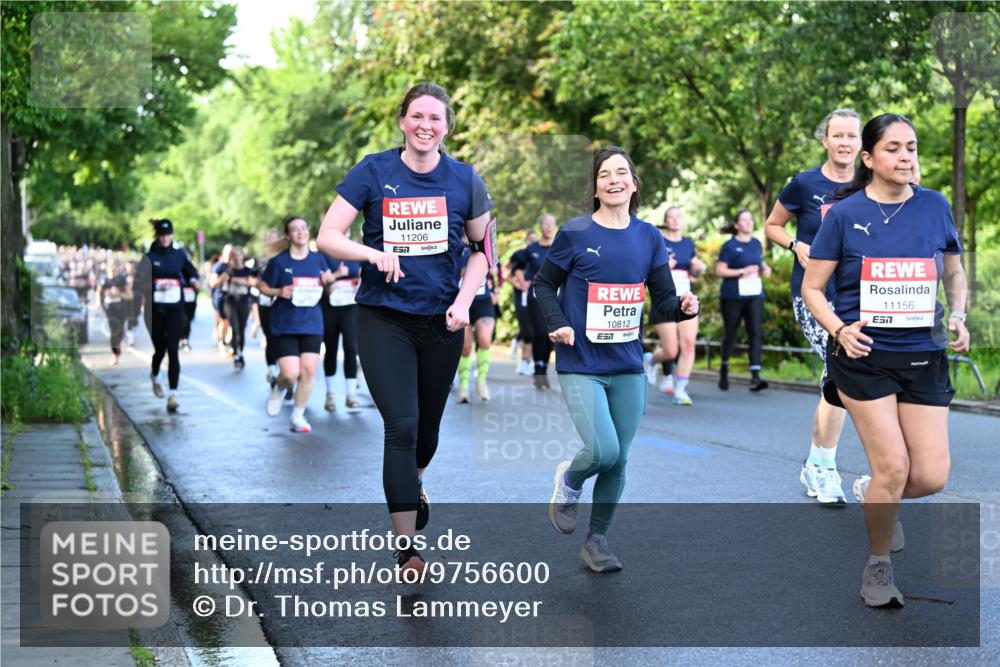 14.06.2026 - REWE Women's Run Dr. Thomas Lammeyer http://msf.ph/oto/9756600 14.06.2026 09:20:21 Laufen 11206, 10812, 11156 meine-sportfotos.de