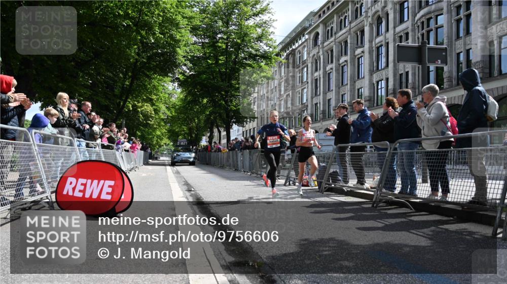 14.06.2026 - REWE Women's Run J. Mangold http://msf.ph/oto/9756606 14.06.2026 10:48:55 Ziel 5737, 5906 meine-sportfotos.de