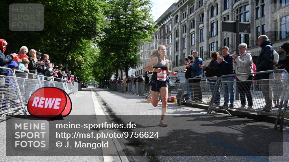 14.06.2026 - REWE Women's Run J. Mangold http://msf.ph/oto/9756624 14.06.2026 10:49:42 Ziel 5091 meine-sportfotos.de