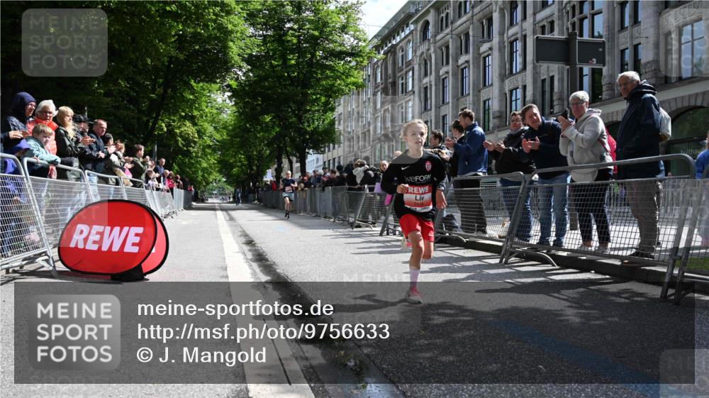 14.06.2026 - REWE Women's Run J. Mangold http://msf.ph/oto/9756633 14.06.2026 10:49:56 Ziel 5504, 6063 meine-sportfotos.de