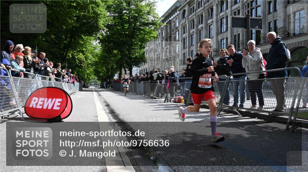 14.06.2026 - REWE Women's Run J. Mangold http://msf.ph/oto/9756636 14.06.2026 10:49:56 Ziel 5504, 6063 meine-sportfotos.de