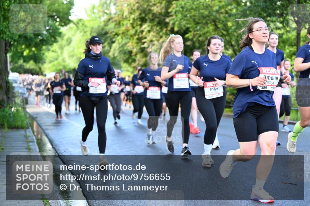 14.06.2026 - REWE Women's Run Dr. Thomas Lammeyer http://msf.ph/oto/9756655 14.06.2026 09:20:25 Laufen 11356, 7, 10764 meine-sportfotos.de