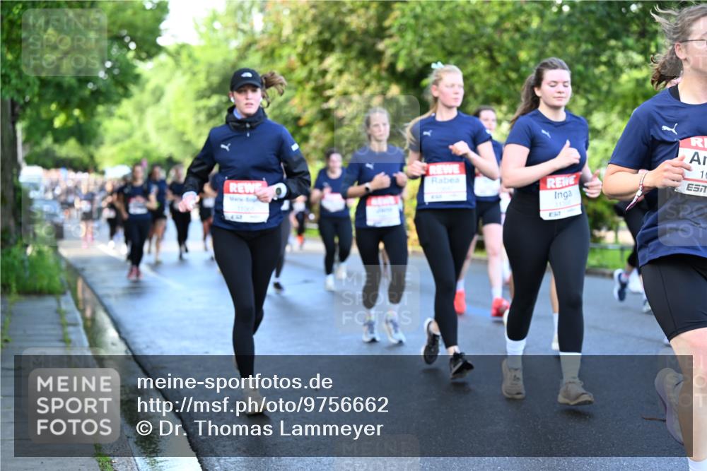 14.06.2026 - REWE Women's Run Dr. Thomas Lammeyer http://msf.ph/oto/9756662 14.06.2026 09:20:25 Laufen 10 meine-sportfotos.de