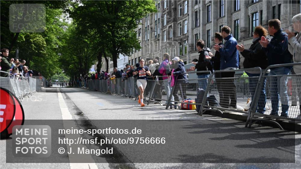 14.06.2026 - REWE Women's Run J. Mangold http://msf.ph/oto/9756666 14.06.2026 10:50:31 Ziel 5386 meine-sportfotos.de
