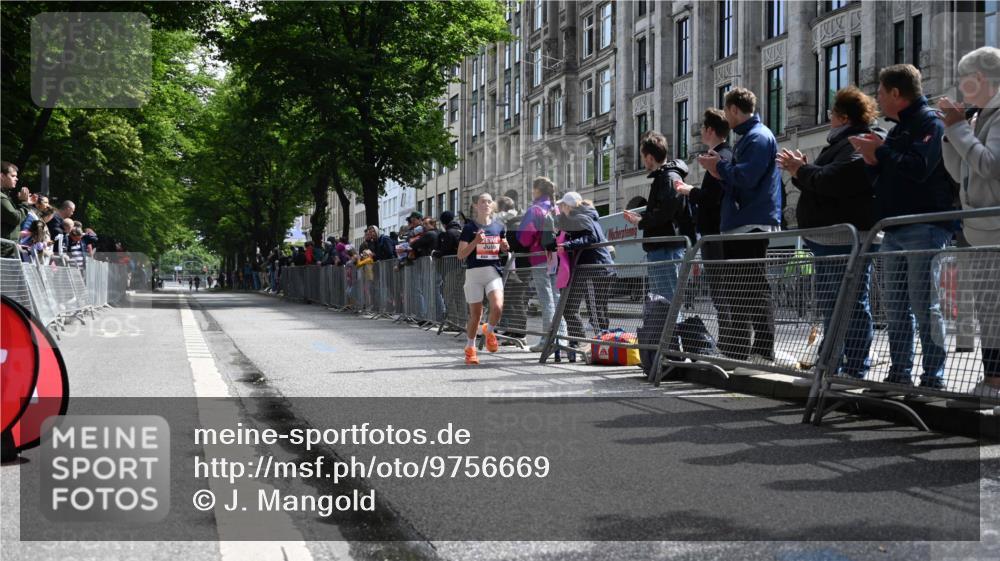 14.06.2026 - REWE Women's Run J. Mangold http://msf.ph/oto/9756669 14.06.2026 10:50:31 Ziel 5386 meine-sportfotos.de