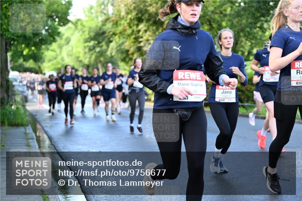14.06.2026 - REWE Women's Run Dr. Thomas Lammeyer http://msf.ph/oto/9756677 14.06.2026 09:20:27 Laufen 36, 10817, 7, 1 meine-sportfotos.de