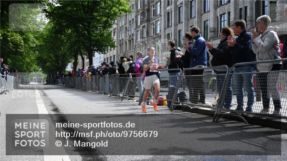 14.06.2026 - REWE Women's Run J. Mangold http://msf.ph/oto/9756679 14.06.2026 10:50:32 Ziel 5386 meine-sportfotos.de