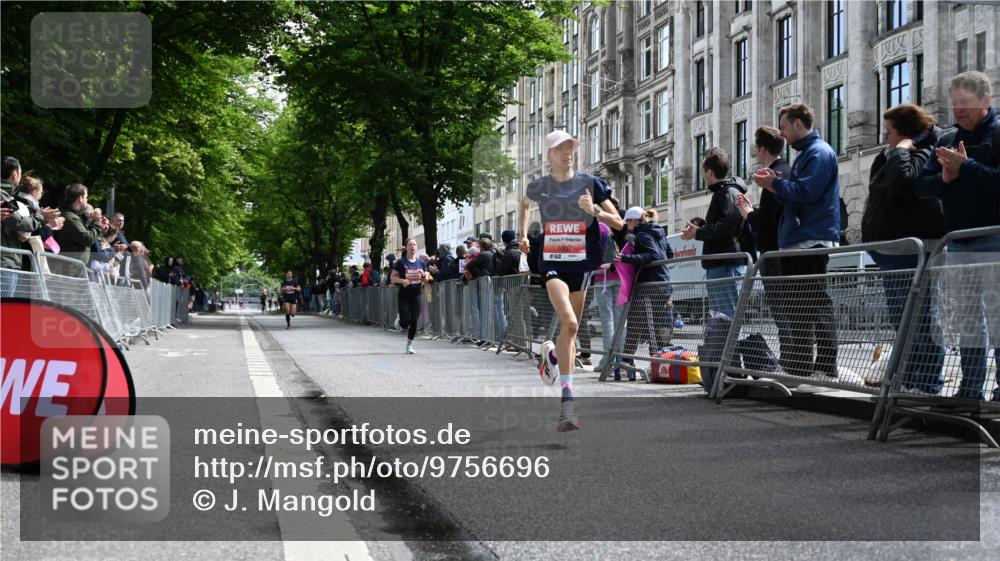 14.06.2026 - REWE Women's Run J. Mangold http://msf.ph/oto/9756696 14.06.2026 10:50:57 Ziel 5007, 5068 meine-sportfotos.de