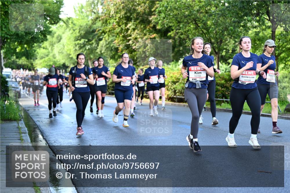 14.06.2026 - REWE Women's Run Dr. Thomas Lammeyer http://msf.ph/oto/9756697 14.06.2026 09:20:28 Laufen 10199, 7, 10705 meine-sportfotos.de