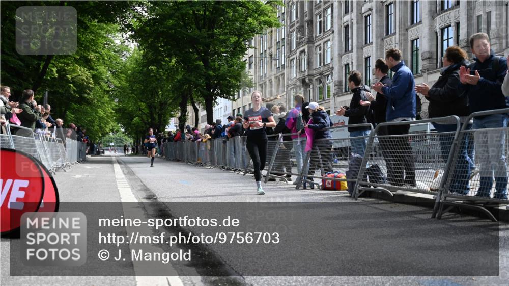14.06.2026 - REWE Women's Run J. Mangold http://msf.ph/oto/9756703 14.06.2026 10:50:59 Ziel 5007, 5068, 5263 meine-sportfotos.de